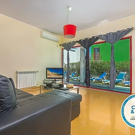فندق With Private Pool, Garden, Terrace And Marina View