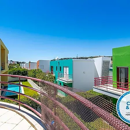 With Private Pool, Garden, Terrace And Marina View فندق 3*