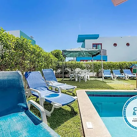 With Private Pool, Garden, Terrace And Marina View فندق البوفيرا